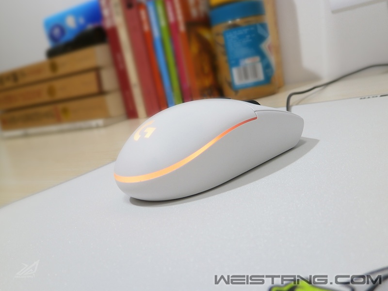 Logitech G102-038.jpg