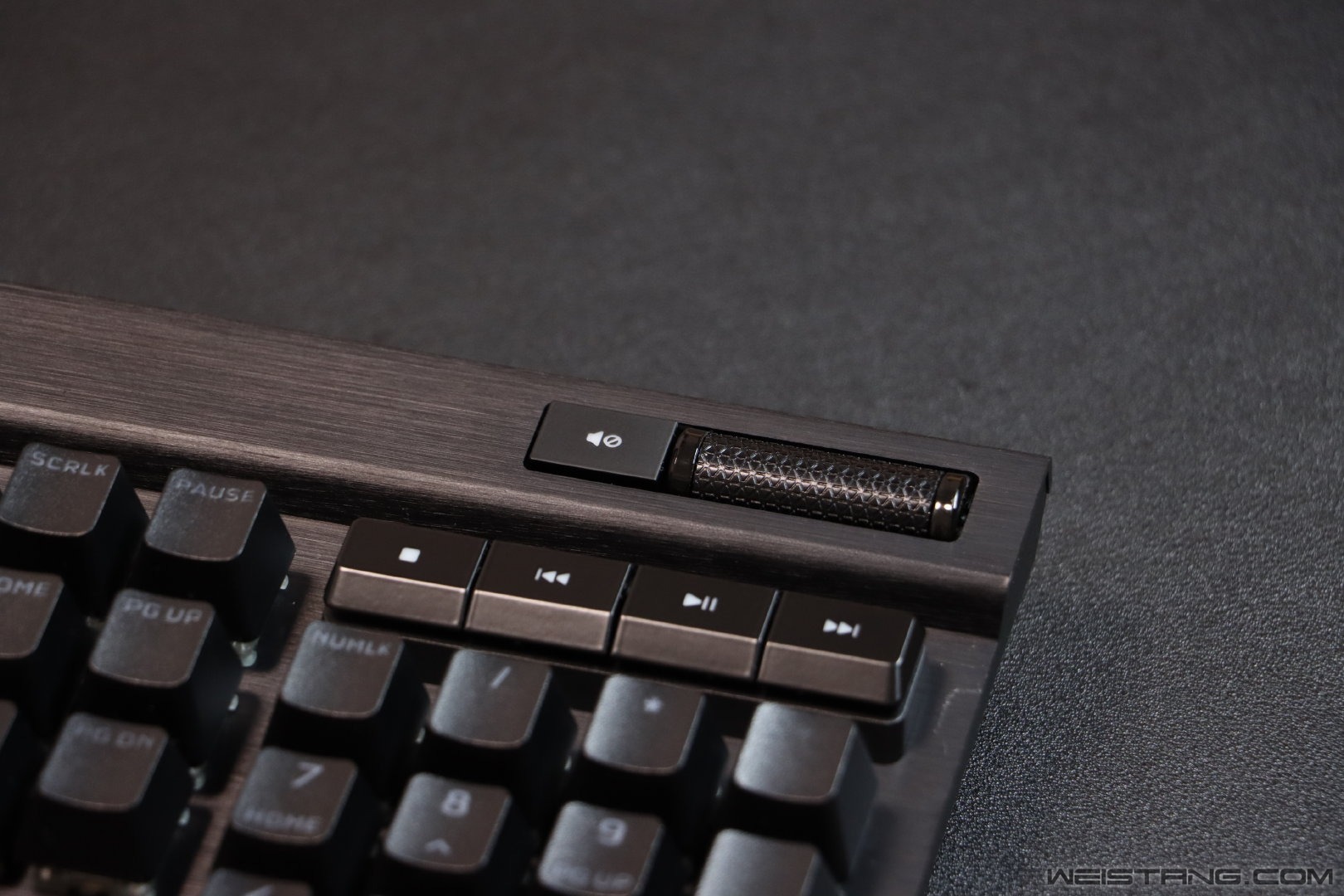 K70RGBPro (13).jpg